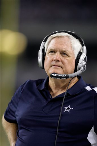 Illustration for article titled A Children's Treasury Of Wade Phillips Looking Befuddled On The Sideline